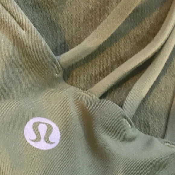 lululemon Free to Be Bra Wild *Light Support in Green Twill size 6 - Picture 4 of 5